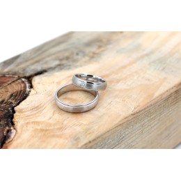 Abielusõrmuste komplekt hõbedast - tsirkoon ja triibud