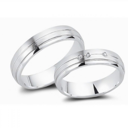 Abielusõrmuste komplekt hõbedast - 3 tsirkooni ja tiibud Abielusõrmuste komplekt hõbedast - 3 tsirkooni ja tiibud