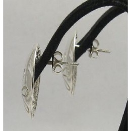 Hõbekõrvarõngad - ovaal lillega