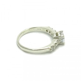 Kihlasõrmus - tsirkoonide rida