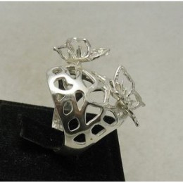 Hõbesõrmus -  liblikad