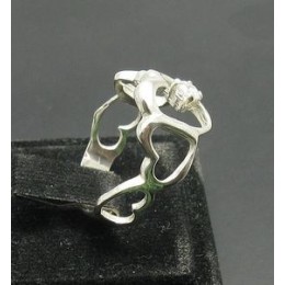 Hõbesõrmus - südamed tsirkooniga