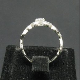 Hõbesõrmus - südamed tsirkooniga