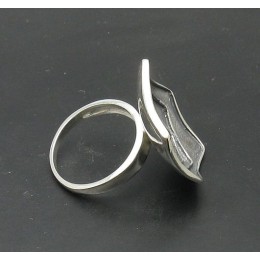 Hõbesõrmus - spiraal Hõbesõrmus - spiraal