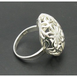 Hõbesõrmus - lillekobar