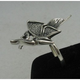 Hõbesõrmus - liblikad ja lill