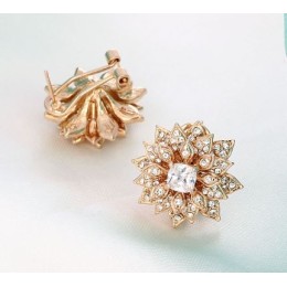 Kõrvarõngad - suured lilled, valged