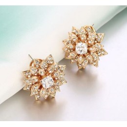 Kõrvarõngad - suured lilled, valged