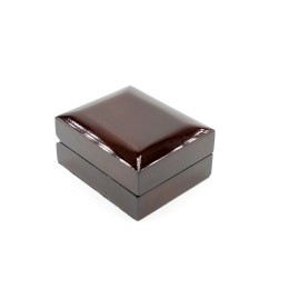 Kinkekarp - eksklusiivne punakas pruun puit