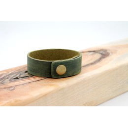 Nahast käevõru - roheline või sinine