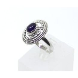 Hõbesõrmus - ametüstiga