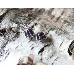 Hõberipats - lillenupp ametüstiga Hõberipats - lillenupp ametüstiga